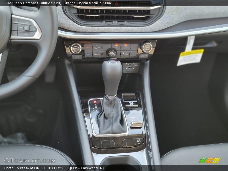 Granite Crystal Metallic / Black 2022 Jeep Compass Latitude 4x4