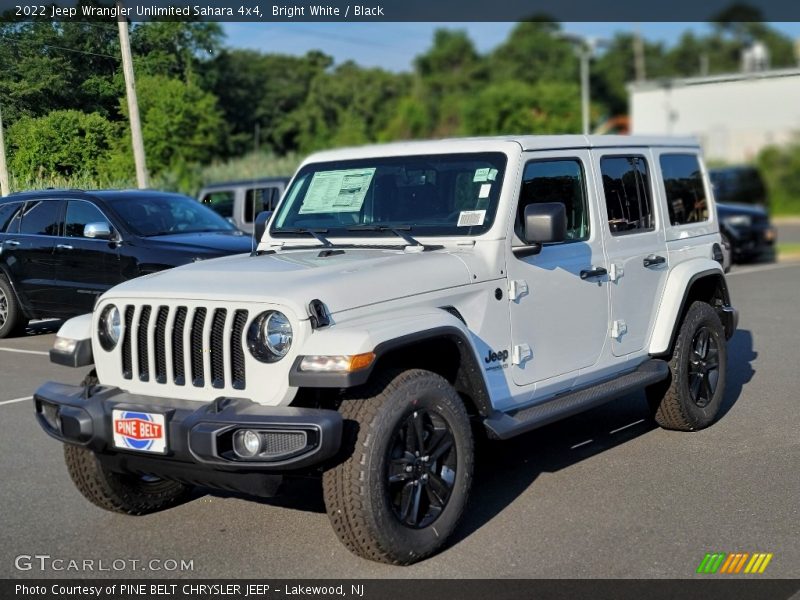 Bright White / Black 2022 Jeep Wrangler Unlimited Sahara 4x4