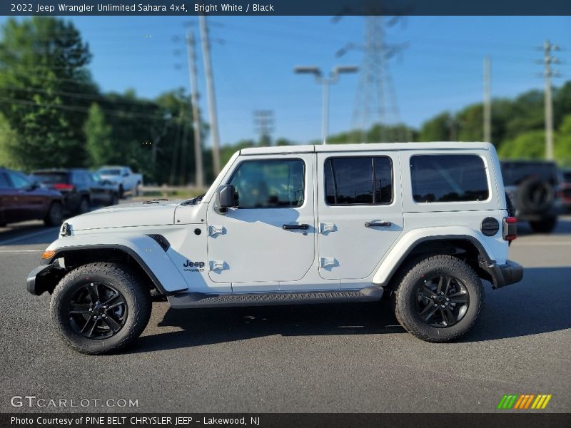 Bright White / Black 2022 Jeep Wrangler Unlimited Sahara 4x4