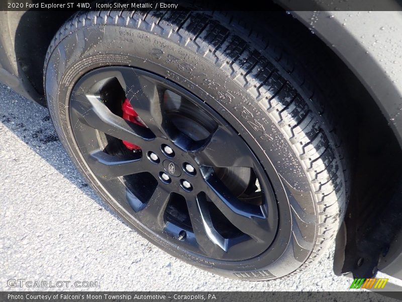 Iconic Silver Metallic / Ebony 2020 Ford Explorer ST 4WD
