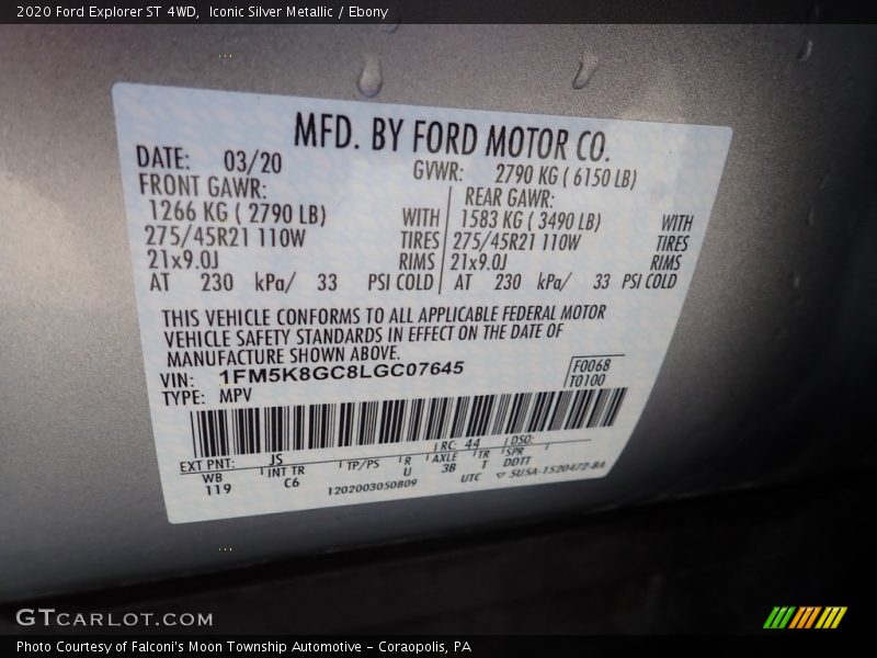 Iconic Silver Metallic / Ebony 2020 Ford Explorer ST 4WD