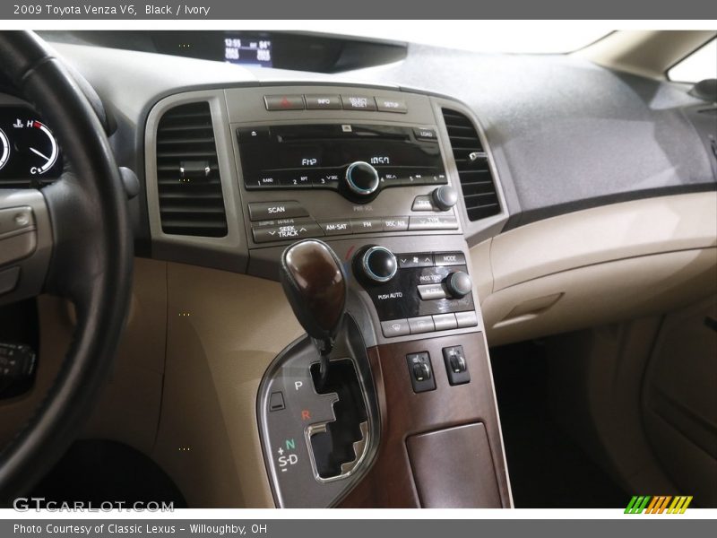 Black / Ivory 2009 Toyota Venza V6