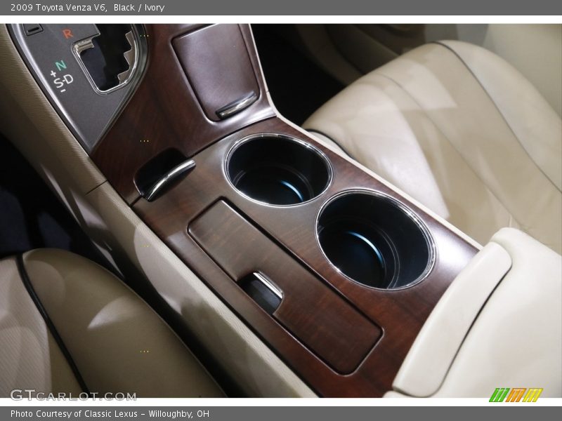 Black / Ivory 2009 Toyota Venza V6