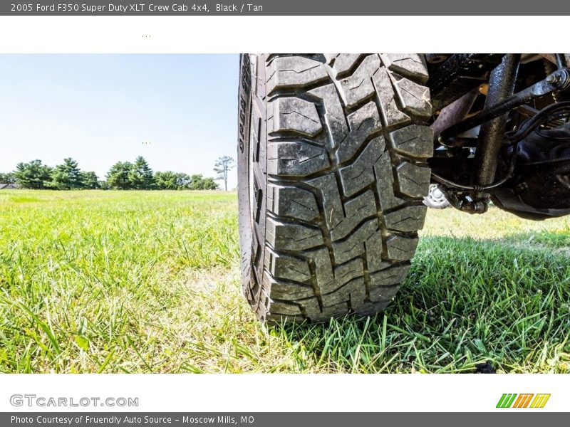 Black / Tan 2005 Ford F350 Super Duty XLT Crew Cab 4x4