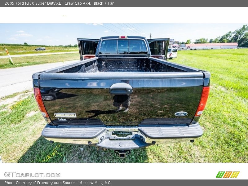 Black / Tan 2005 Ford F350 Super Duty XLT Crew Cab 4x4