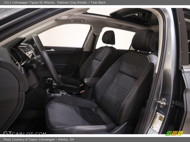 Platinum Gray Metallic / Titan Black 2021 Volkswagen Tiguan SE 4Motion