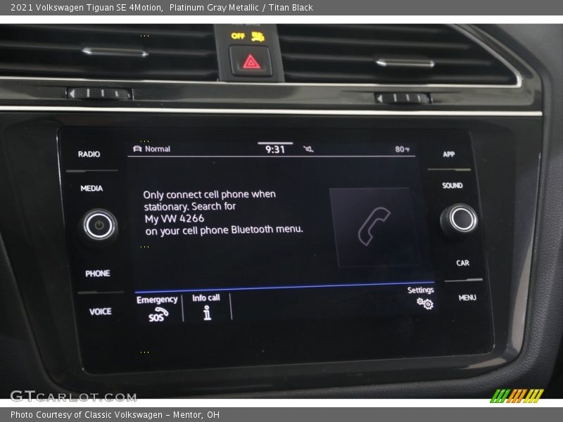 Platinum Gray Metallic / Titan Black 2021 Volkswagen Tiguan SE 4Motion