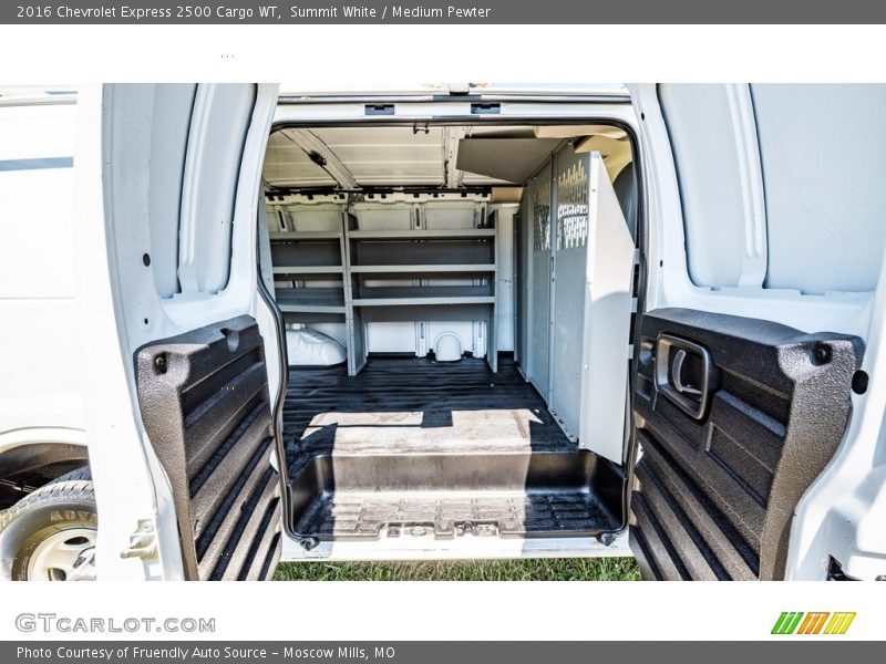 Summit White / Medium Pewter 2016 Chevrolet Express 2500 Cargo WT
