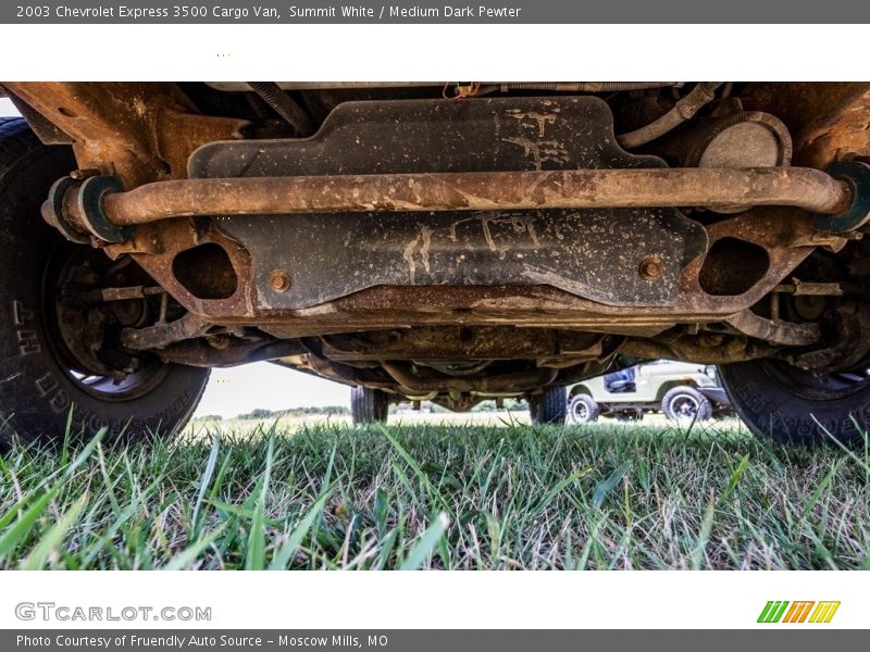 Summit White / Medium Dark Pewter 2003 Chevrolet Express 3500 Cargo Van