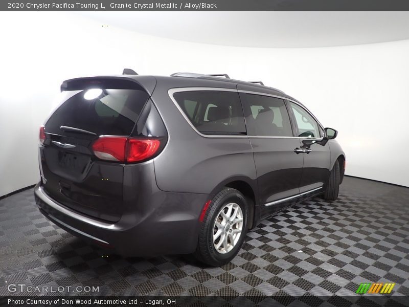 Granite Crystal Metallic / Alloy/Black 2020 Chrysler Pacifica Touring L