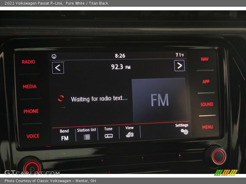 Pure White / Titan Black 2021 Volkswagen Passat R-Line