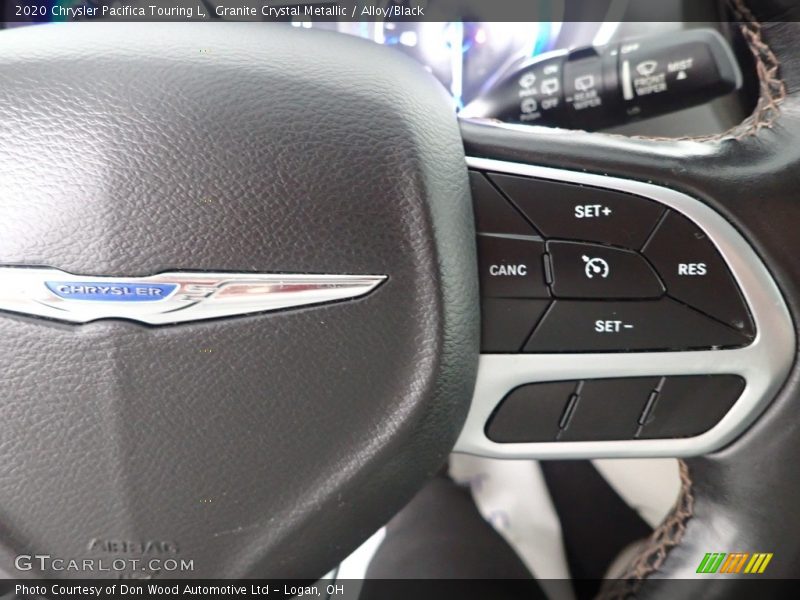 Granite Crystal Metallic / Alloy/Black 2020 Chrysler Pacifica Touring L