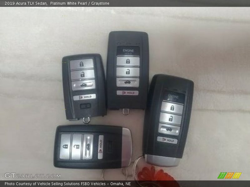Platinum White Pearl / Graystone 2019 Acura TLX Sedan