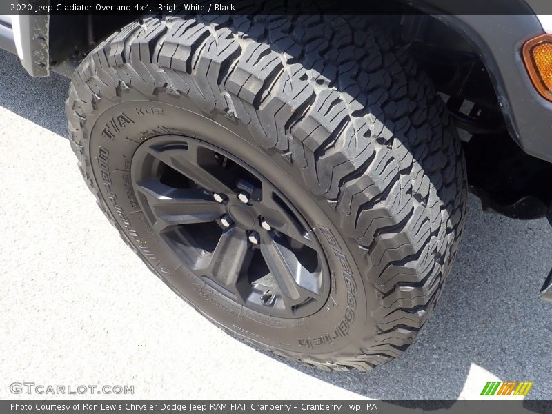 Bright White / Black 2020 Jeep Gladiator Overland 4x4