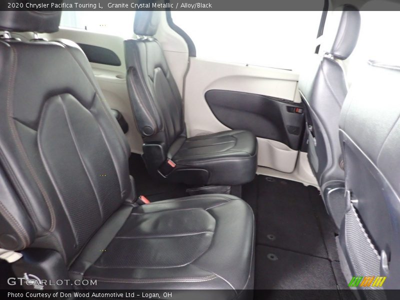 Granite Crystal Metallic / Alloy/Black 2020 Chrysler Pacifica Touring L