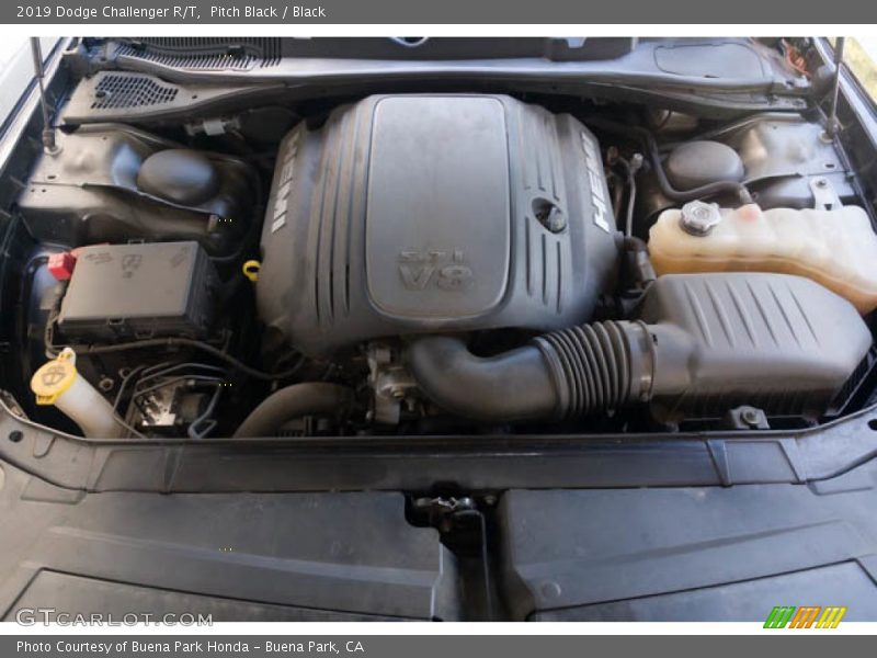Pitch Black / Black 2019 Dodge Challenger R/T