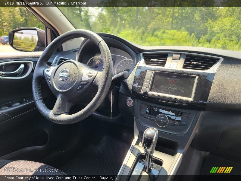 Gun Metallic / Charcoal 2019 Nissan Sentra S