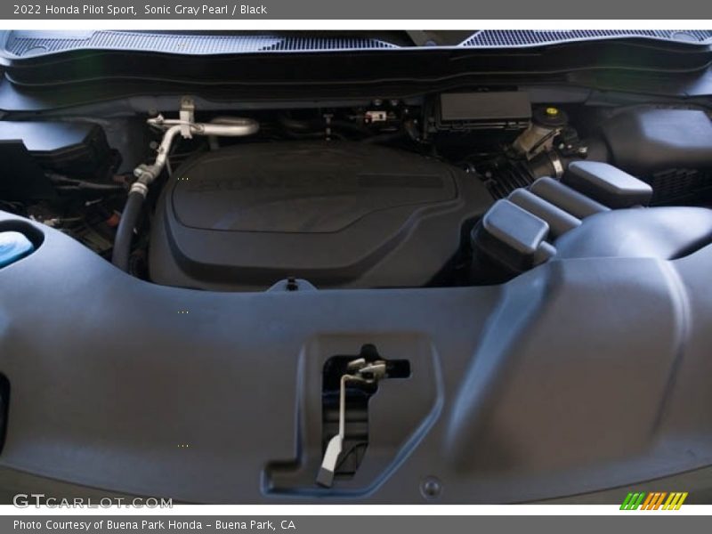 Sonic Gray Pearl / Black 2022 Honda Pilot Sport