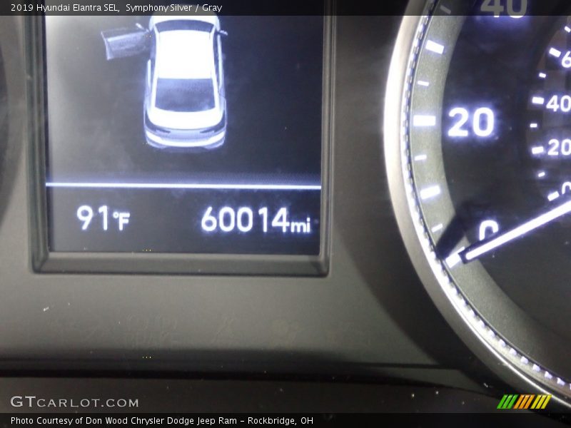 Symphony Silver / Gray 2019 Hyundai Elantra SEL