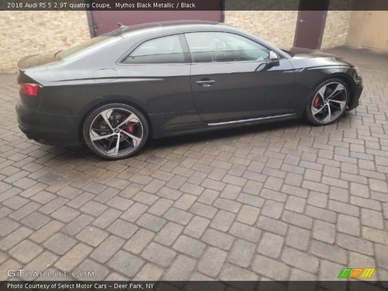 Mythos Black Metallic / Black 2018 Audi RS 5 2.9T quattro Coupe