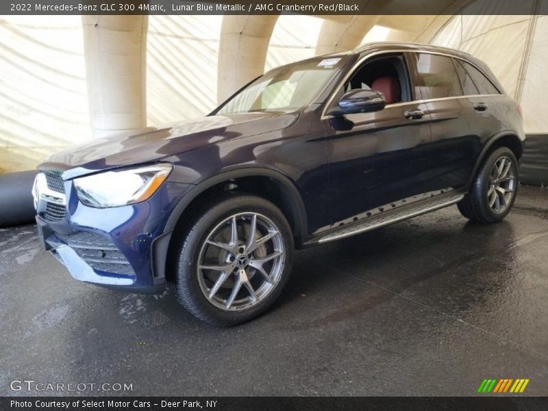 Lunar Blue Metallic / AMG Cranberry Red/Black 2022 Mercedes-Benz GLC 300 4Matic