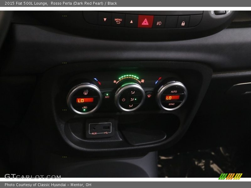 Controls of 2015 500L Lounge