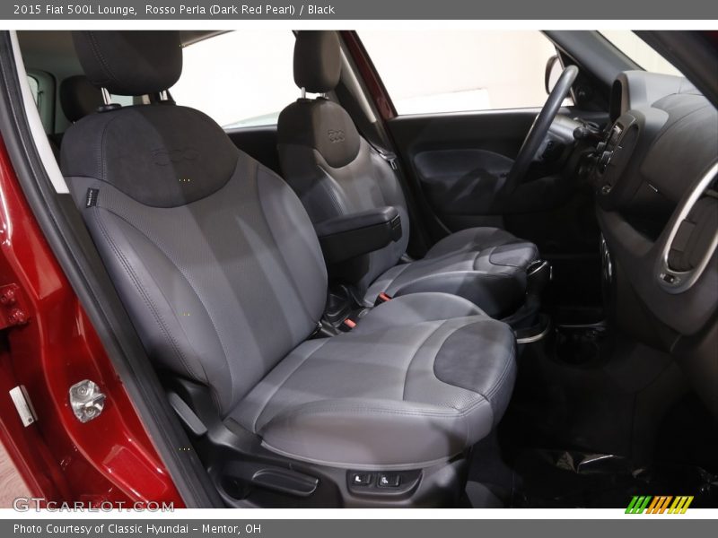  2015 500L Lounge Black Interior