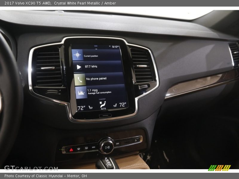 Dashboard of 2017 XC90 T5 AWD