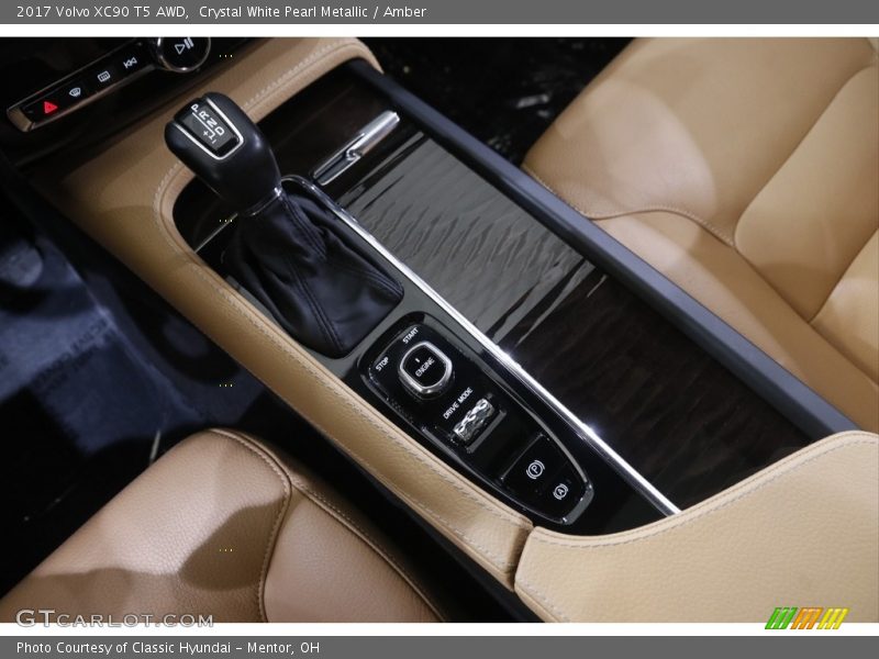 Controls of 2017 XC90 T5 AWD