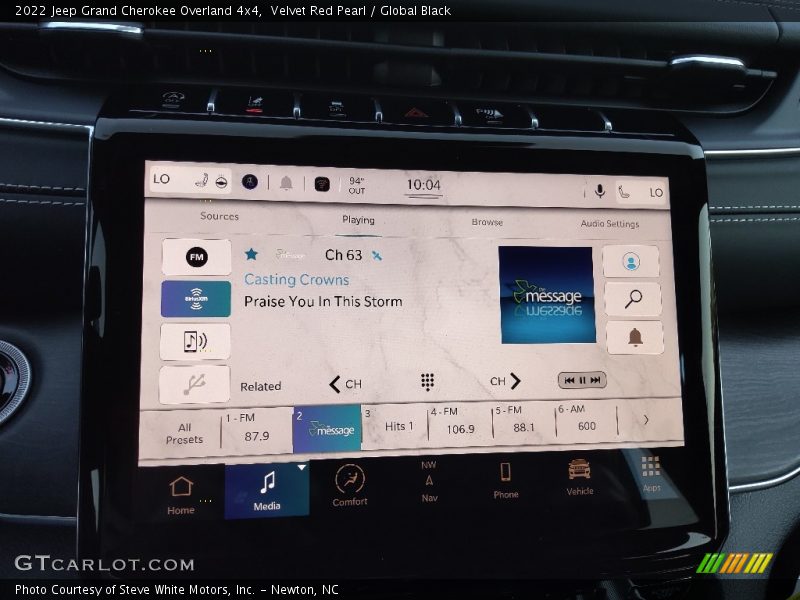 Velvet Red Pearl / Global Black 2022 Jeep Grand Cherokee Overland 4x4