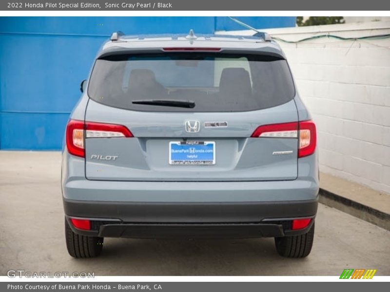 Sonic Gray Pearl / Black 2022 Honda Pilot Special Edition