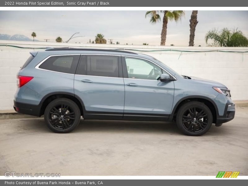 Sonic Gray Pearl / Black 2022 Honda Pilot Special Edition