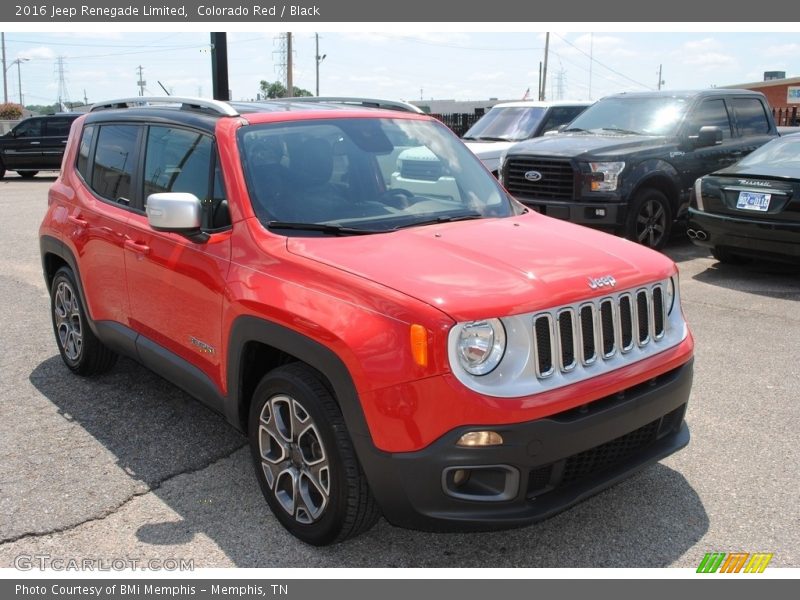 Front 3/4 View of 2016 Renegade Limited