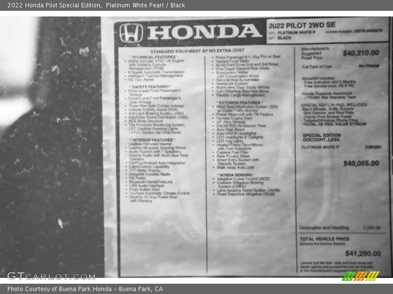 Platinum White Pearl / Black 2022 Honda Pilot Special Edition