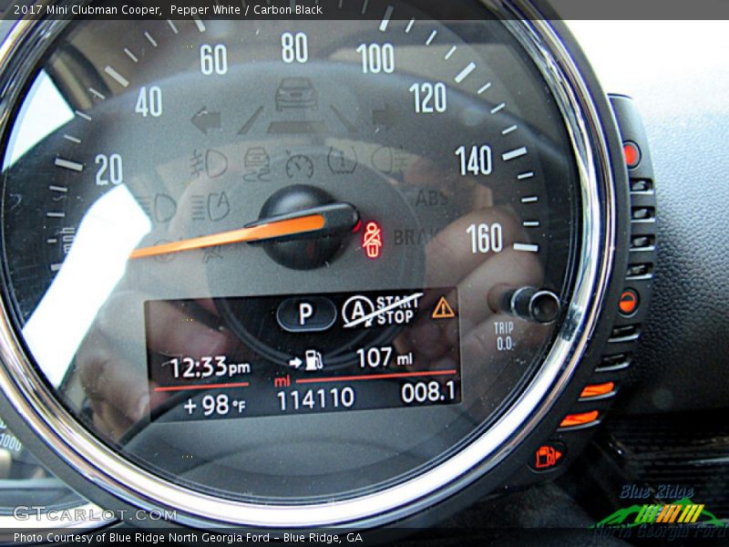 Pepper White / Carbon Black 2017 Mini Clubman Cooper