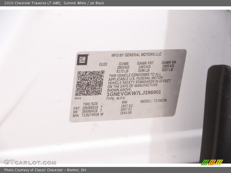 Summit White / Jet Black 2020 Chevrolet Traverse LT AWD