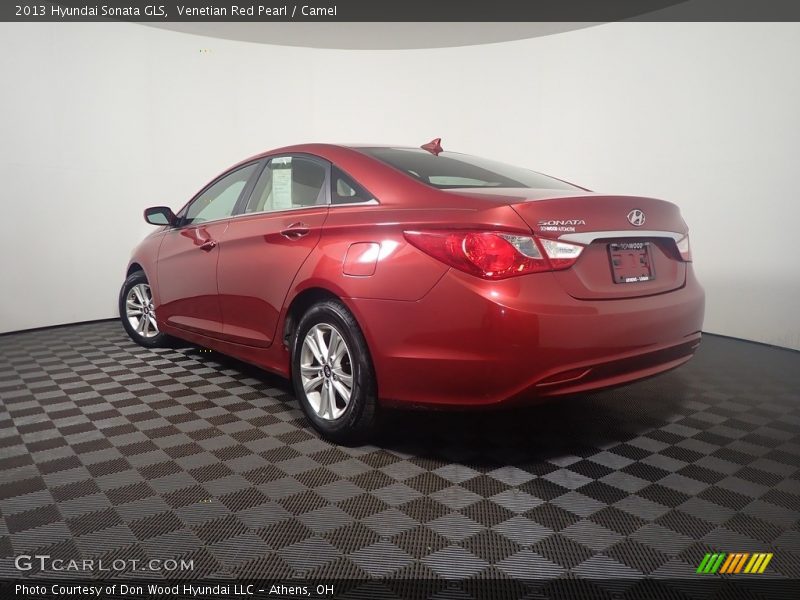 Venetian Red Pearl / Camel 2013 Hyundai Sonata GLS