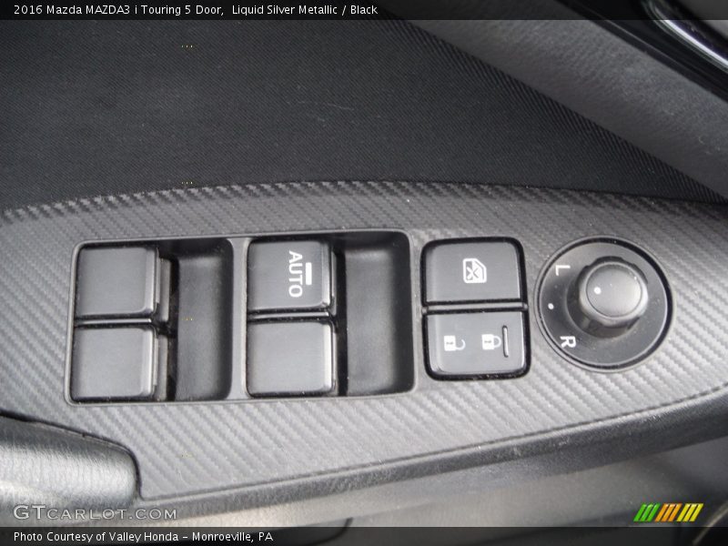 Door Panel of 2016 MAZDA3 i Touring 5 Door