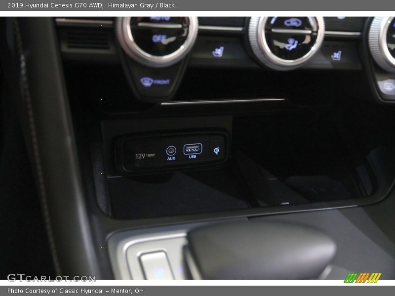 Himalayan Gray / Black 2019 Hyundai Genesis G70 AWD