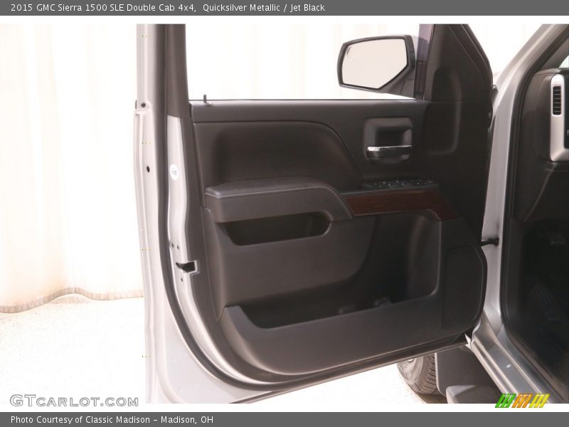 Quicksilver Metallic / Jet Black 2015 GMC Sierra 1500 SLE Double Cab 4x4