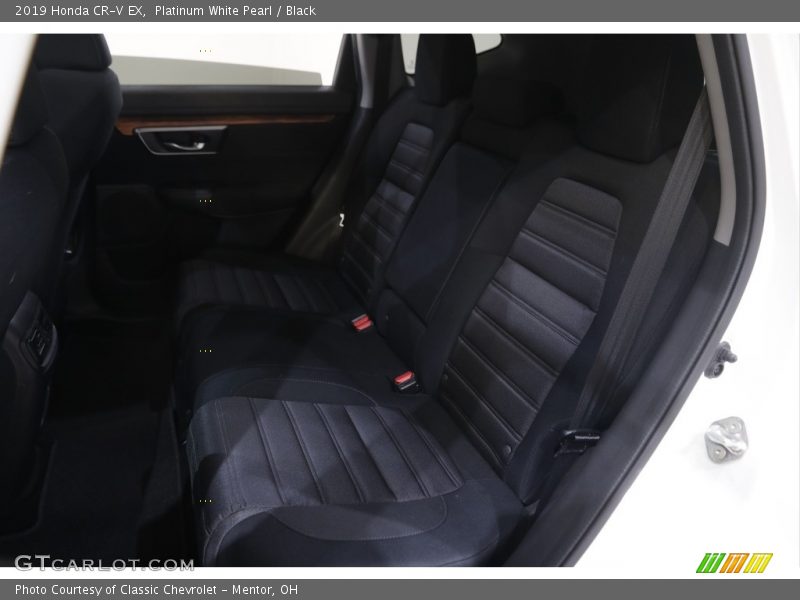 Platinum White Pearl / Black 2019 Honda CR-V EX