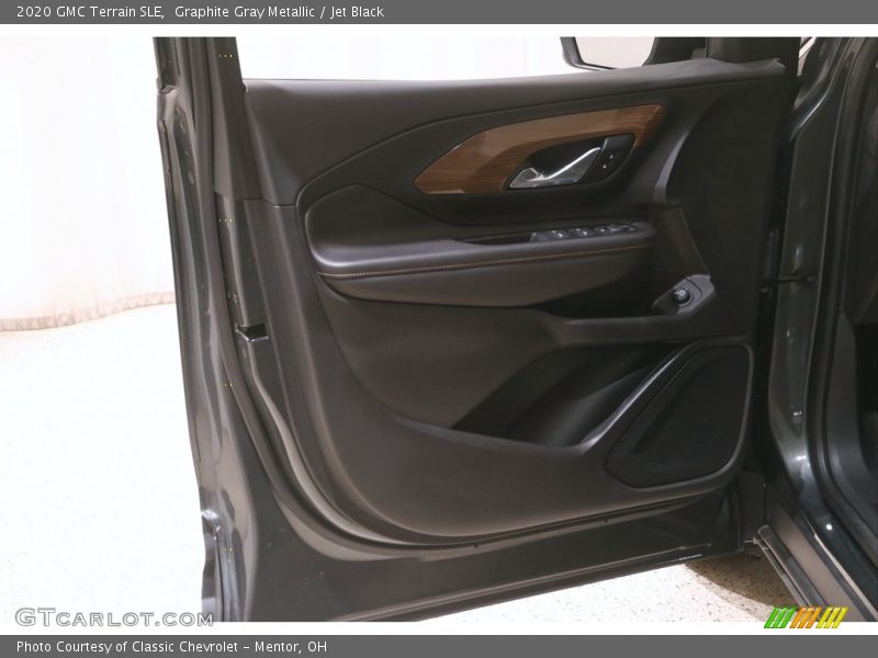 Graphite Gray Metallic / Jet Black 2020 GMC Terrain SLE