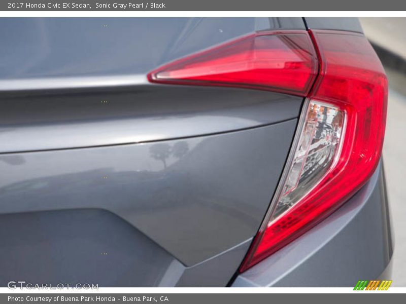 Sonic Gray Pearl / Black 2017 Honda Civic EX Sedan