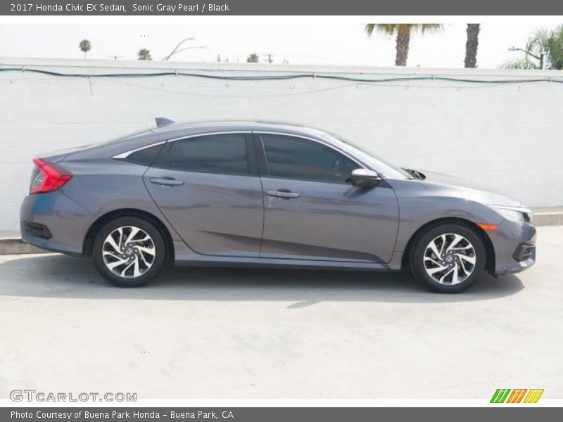 Sonic Gray Pearl / Black 2017 Honda Civic EX Sedan
