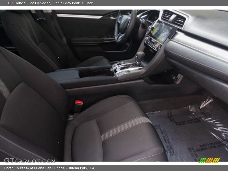Sonic Gray Pearl / Black 2017 Honda Civic EX Sedan