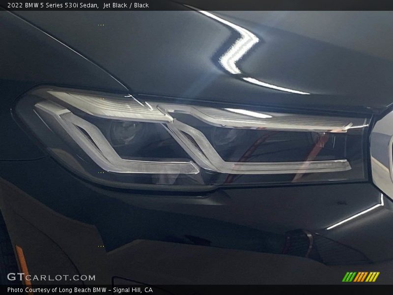 Jet Black / Black 2022 BMW 5 Series 530i Sedan