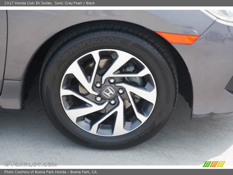 Sonic Gray Pearl / Black 2017 Honda Civic EX Sedan