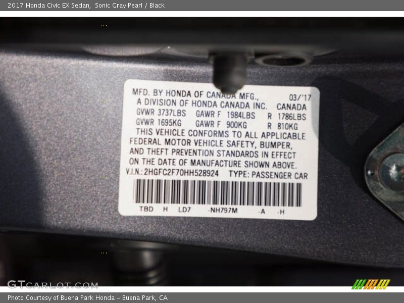 Sonic Gray Pearl / Black 2017 Honda Civic EX Sedan