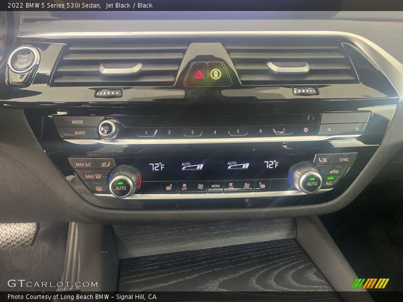 Jet Black / Black 2022 BMW 5 Series 530i Sedan