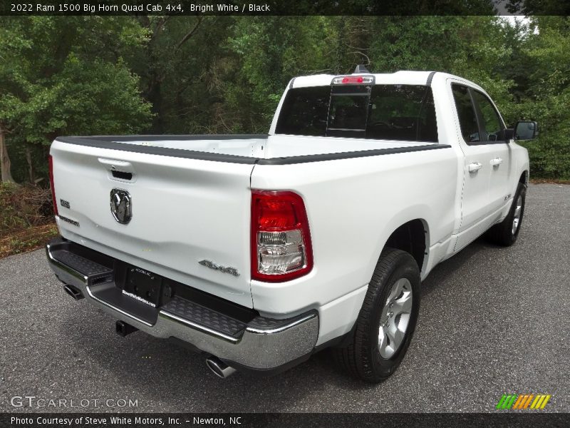 Bright White / Black 2022 Ram 1500 Big Horn Quad Cab 4x4